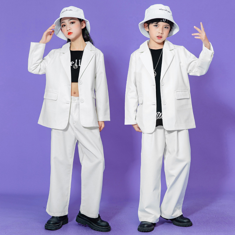 https://fulmo-img-server.com/dancebeat/d7819519-02f5-4cba-b5eb-b4a35d2d6971.jpg