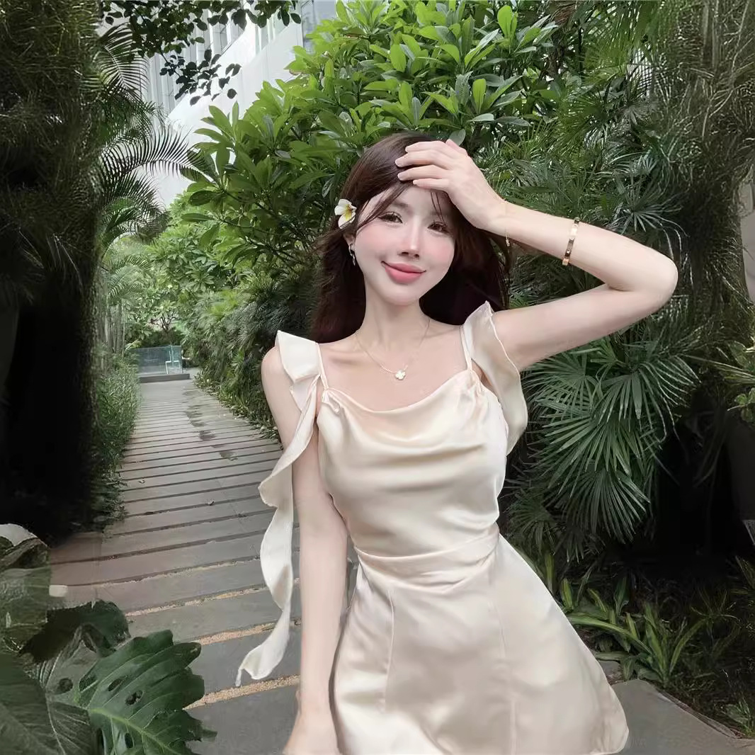 ダンス衣装 肩リボン付きフリル袖ワンピース