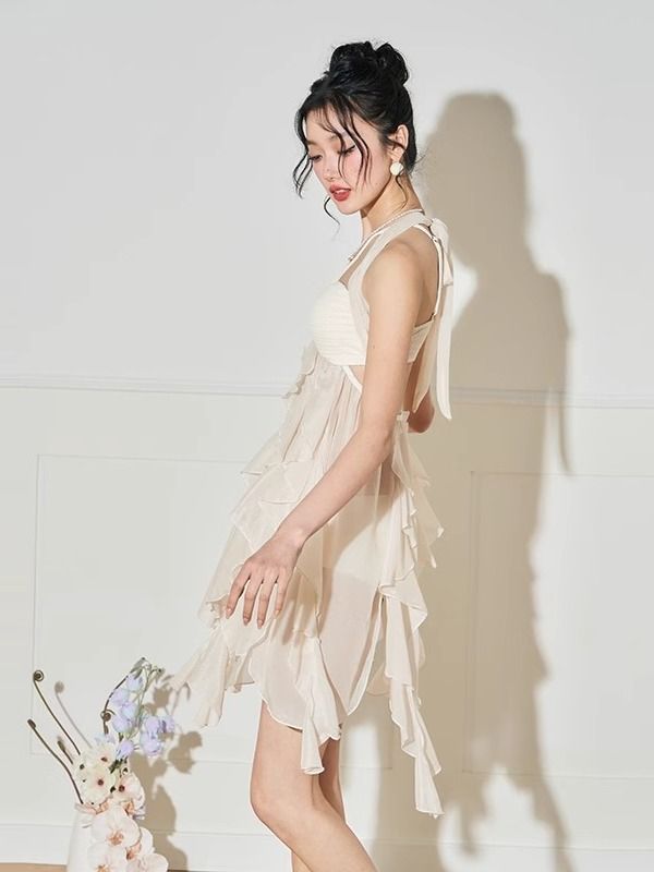 ダンス衣装 多層フリル華やかホルターネック舞踏服