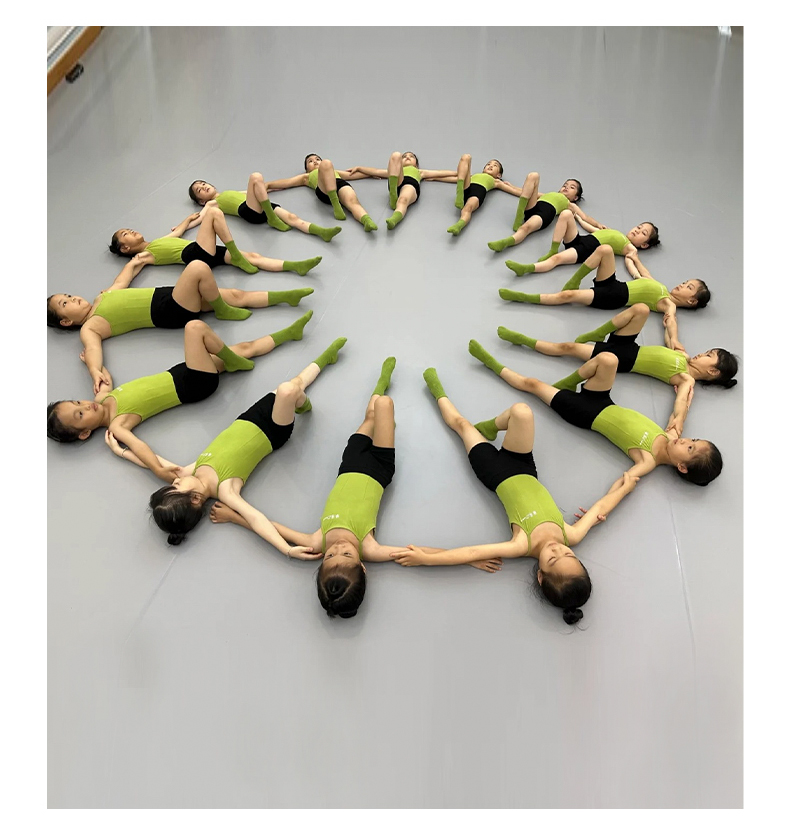 https://fulmo-img-server.com/dancebeat/f58e79c4-03ae-43fa-87b8-2cf068c8eda5.jpg