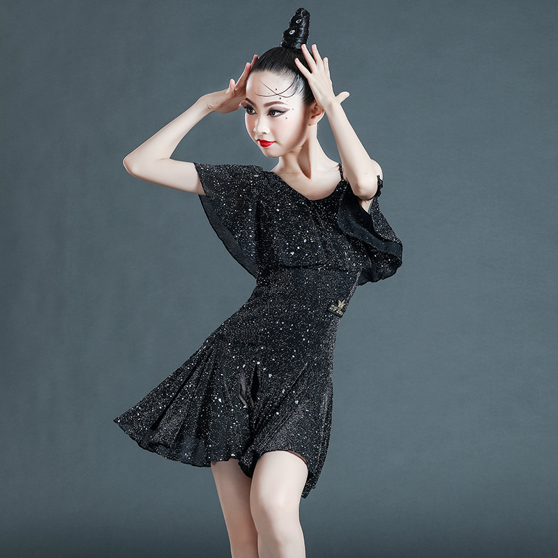 https://fulmo-img-server.com/danceuri/0c31a010-d744-4e26-93cf-eb85c3caf37b.jpg