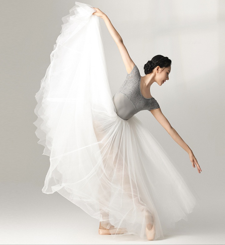 https://fulmo-img-server.com/danceuri/1738654648761_pmxfuvjd_vwsgo8nm.jpeg
