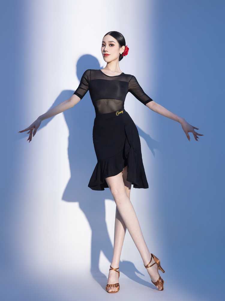 社交 ダンス ドレス 優美シースルーフリルラテンドレス