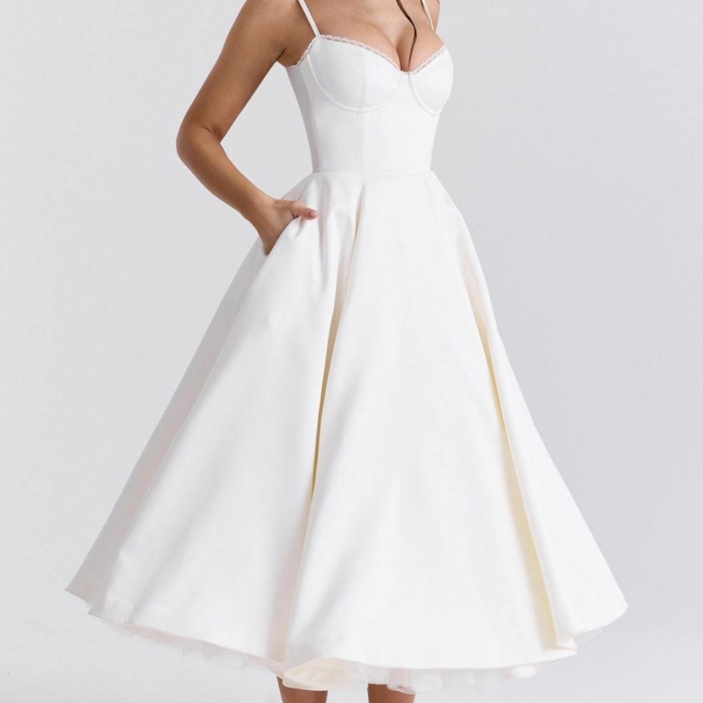 社交ダンス クラシック胸元立体設計細身肩紐付ダンスドレス