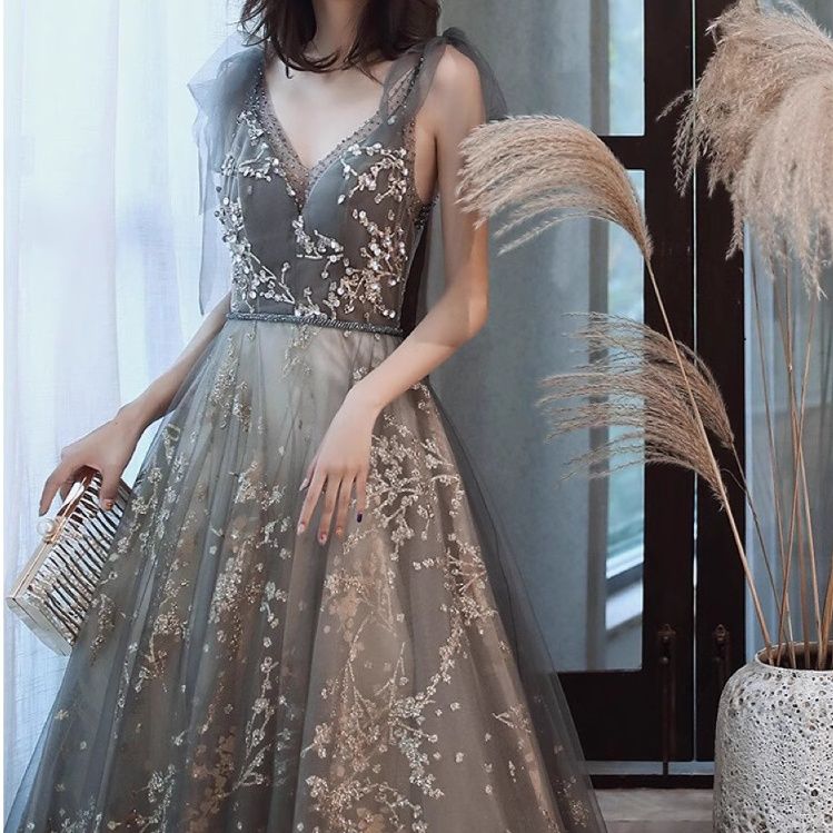 花散らし刺繍入り透け感チュール社交ダンスドレス