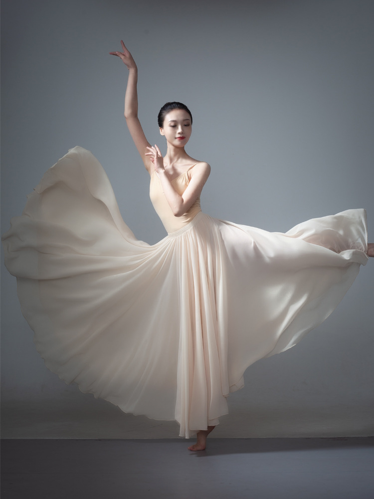 https://fulmo-img-server.com/danceuri/259f25be-df95-4324-b253-2f9ecd9ff090.jpg