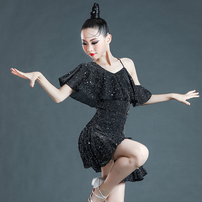 https://fulmo-img-server.com/danceuri/34a8bb6c-872a-4c75-b9e8-3ec67660e0cf.jpg