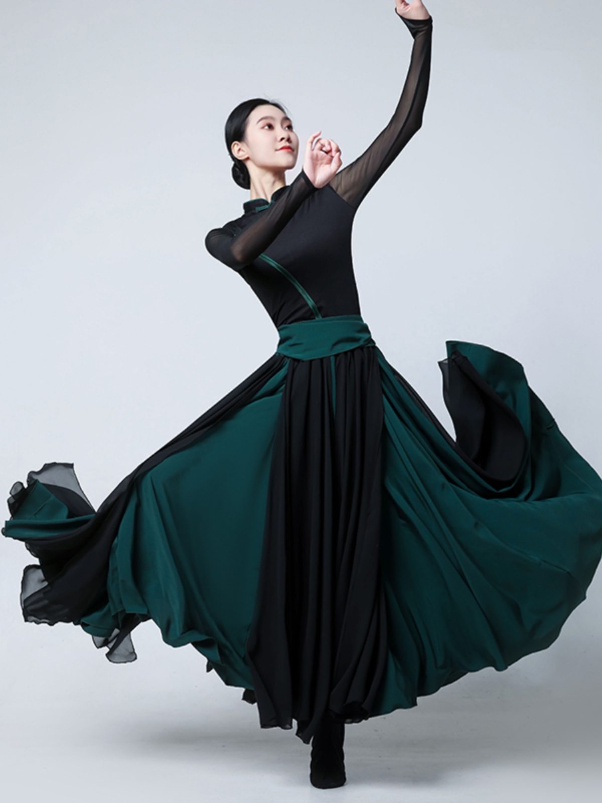 https://fulmo-img-server.com/danceuri/6a396416-e737-4c25-b557-41b4ba7bb55f.jpg