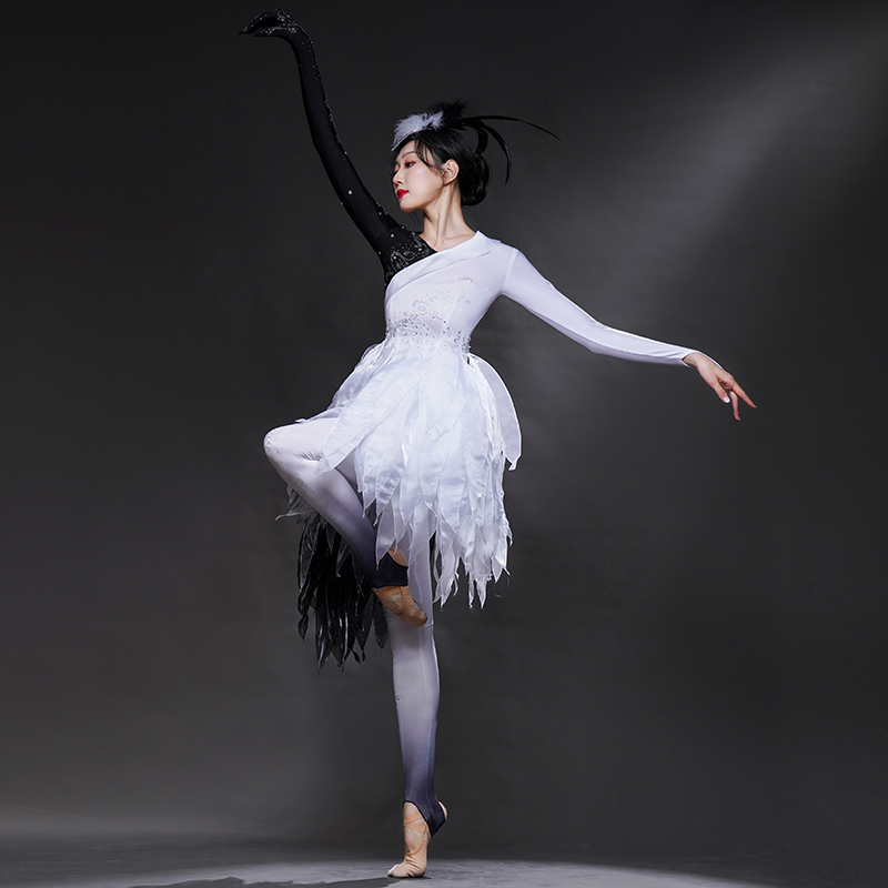 https://fulmo-img-server.com/danceuri/72bf643a-5d51-4ba7-a464-d93334651027.jpg