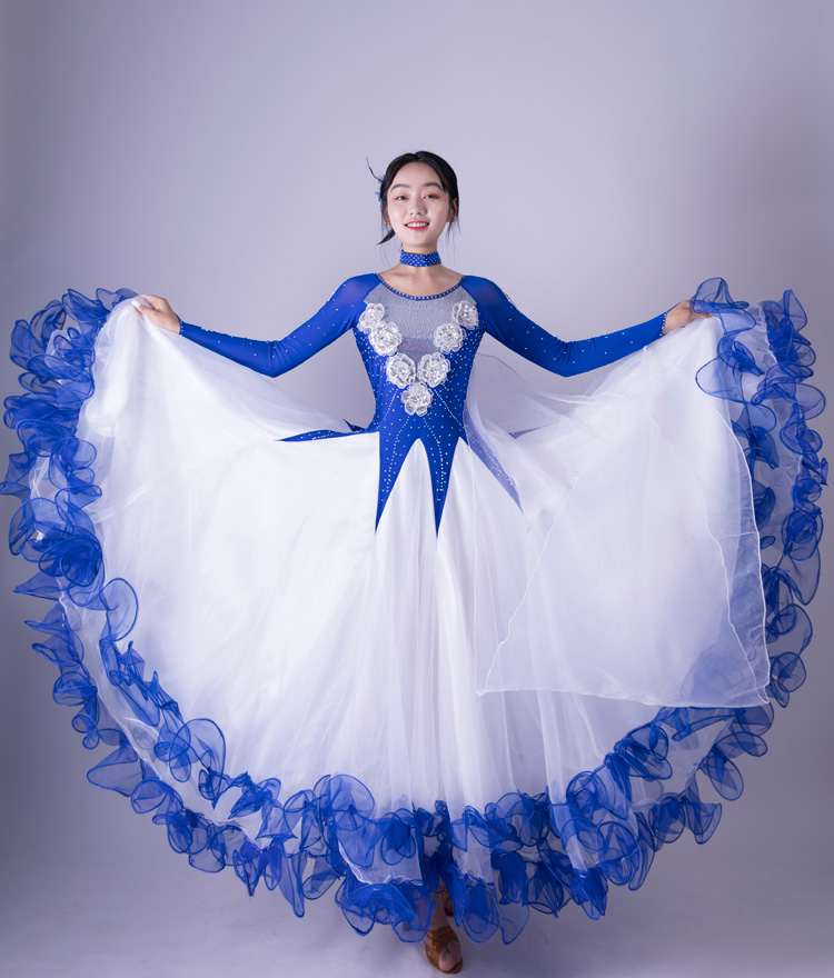 社交 ダンス ドレス 花びら舞う優雅なワルツドレス