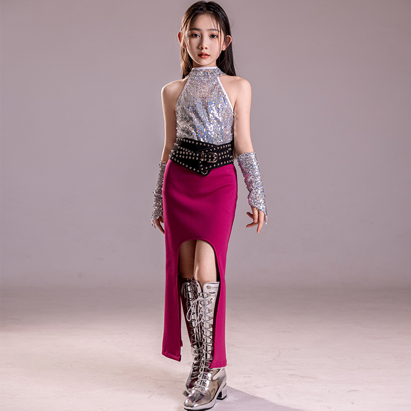 https://fulmo-img-server.com/danceuri/c38fdbb0-b4f6-4fac-b9dd-cdd6b6884c96.jpg
