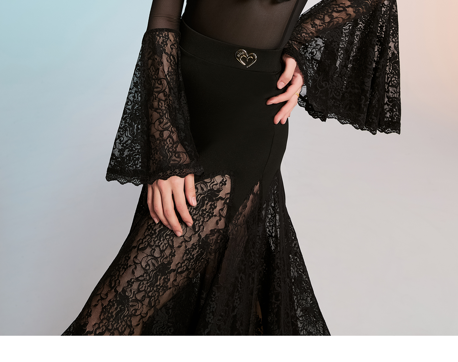 https://fulmo-img-server.com/danceuri/caba6343-0b9f-4bf1-a933-7e37f88bb0e9.jpg