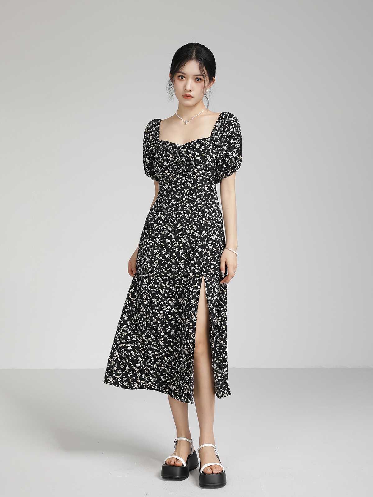 デート服 デート服 小花柄スウィートネックミディ丈ワンピース