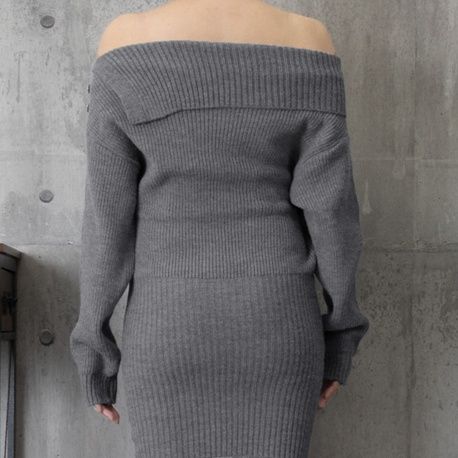 デート服ワンピース金ボタン付きオフショルダーニットワンピース