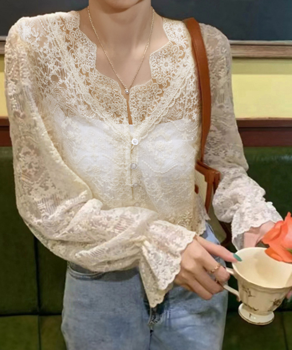 デート服 花柄総レースブラウス透け感長袖トップス