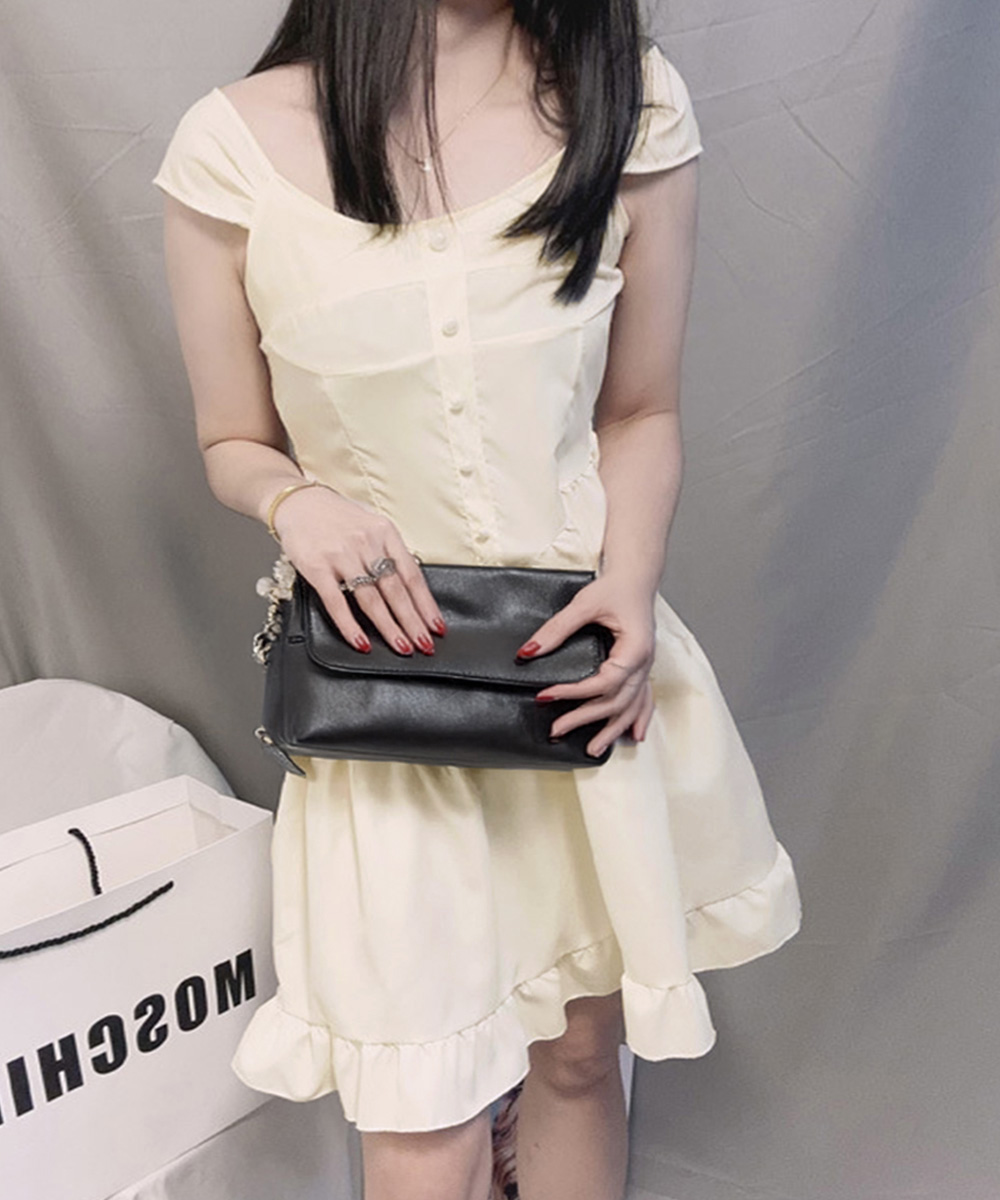 デート服 フロントボタン ティアード ミニワンピース
