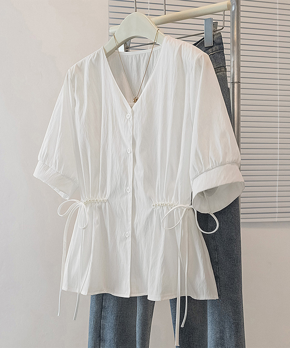 デート服 夏のデート向け パール付きウエスト絞りブラウス
