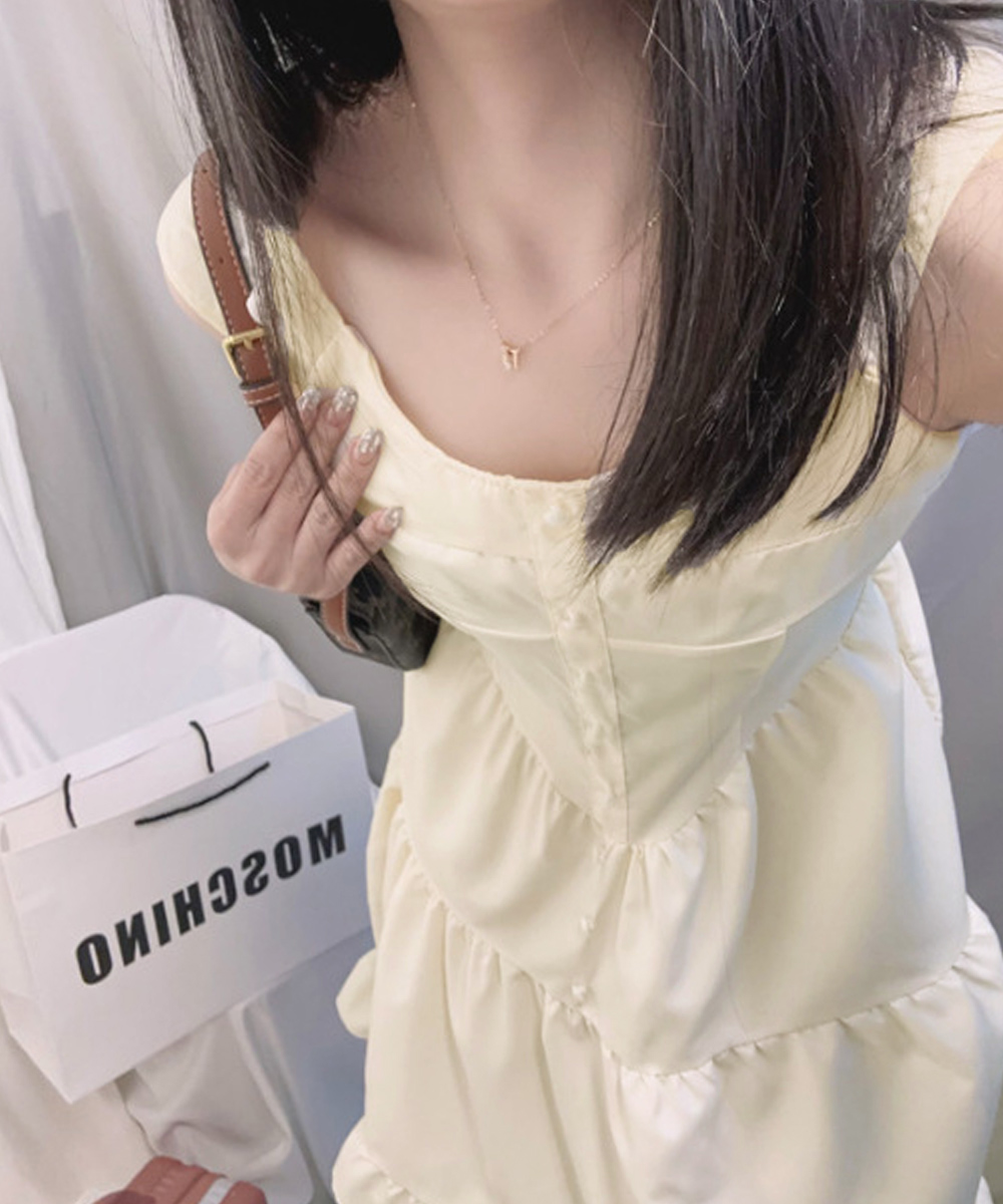 デート服 フロントボタン ティアード ミニワンピース