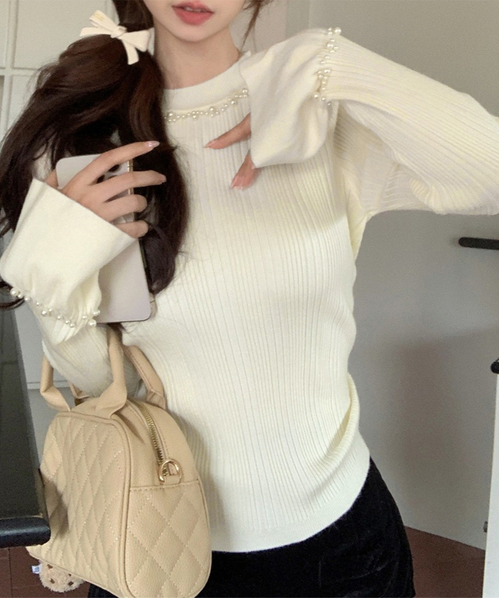デート服 パール付きニット フレア袖トップス