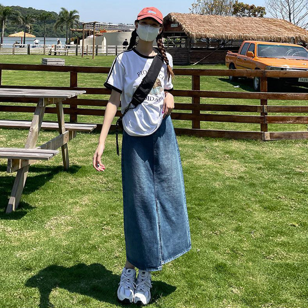 デート服 ハイウエストデニムスカート スリット入り 美脚タイト