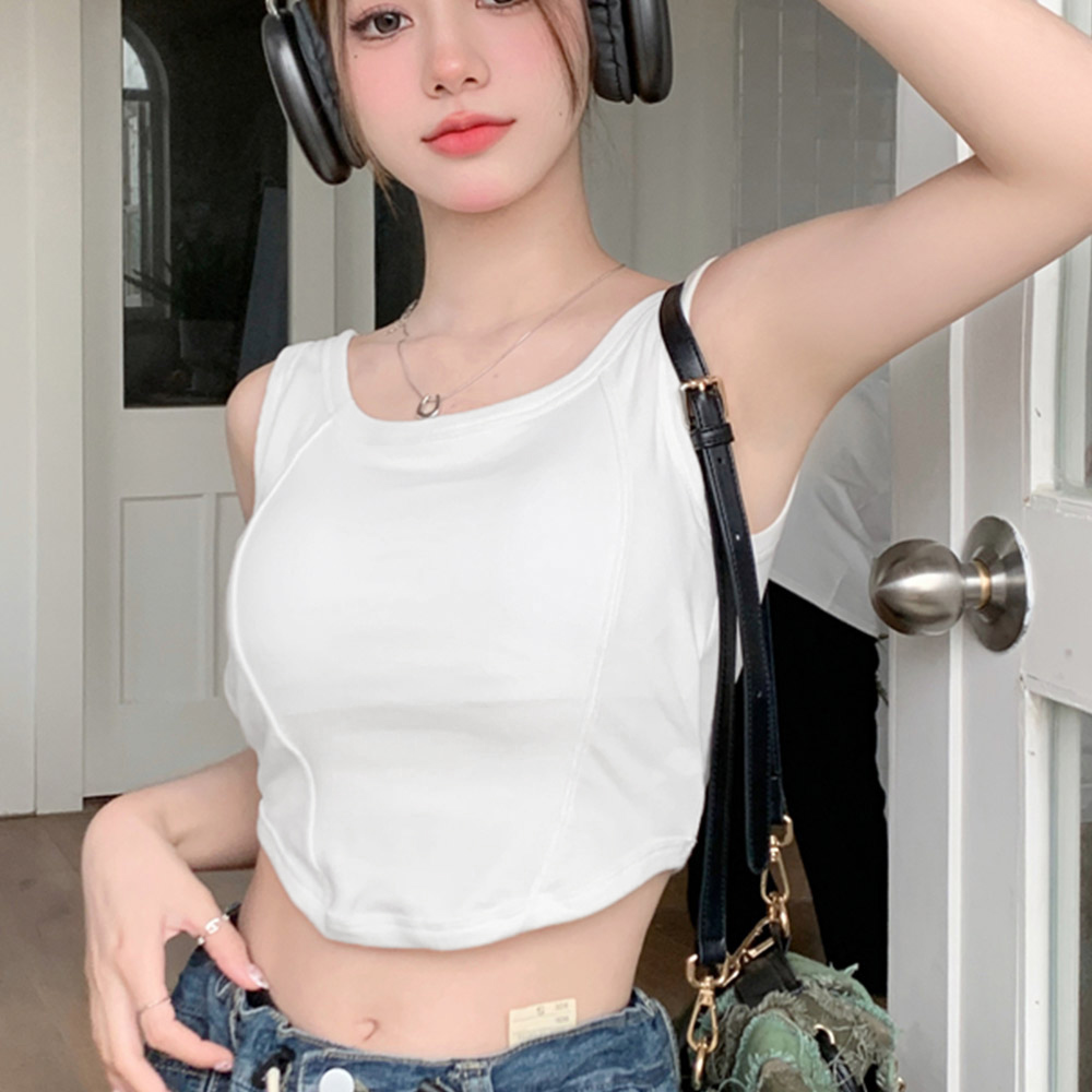 https://fulmo-img-server.com/datepi/b94088ad-bbd2-4c25-baba-c0a6f67e3c95.jpg