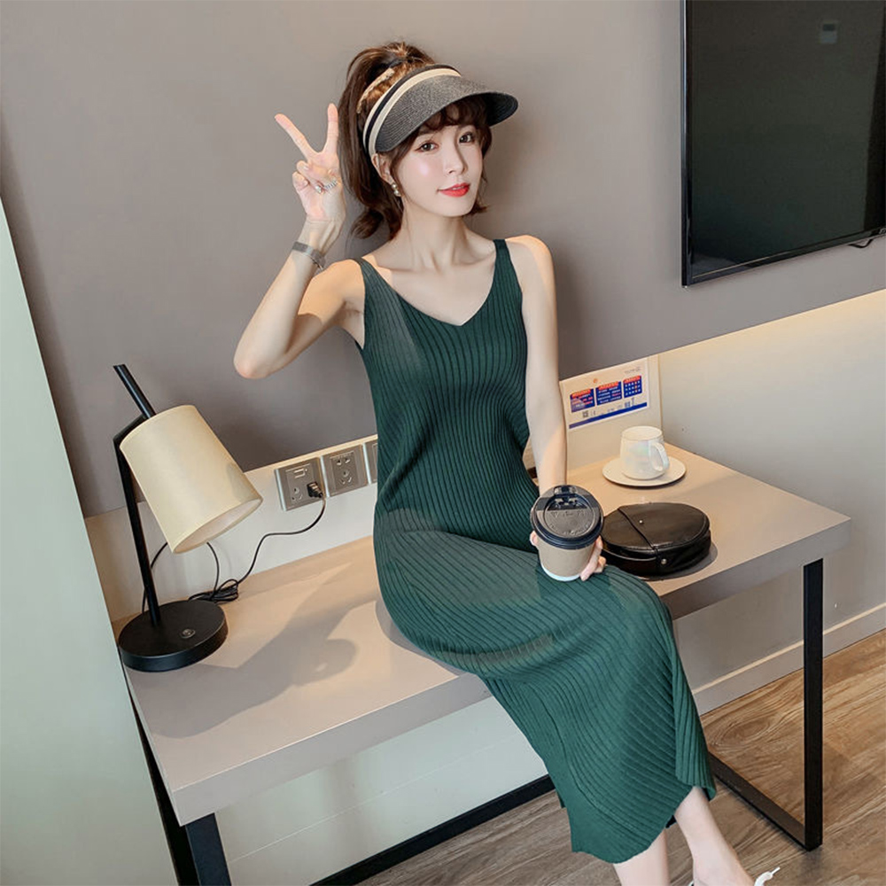 デート服 リブニット スリット入り キャミソールワンピース