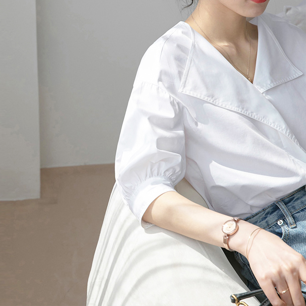 デート服 夏のデート向け Vネックシャツブラウス 上品半袖