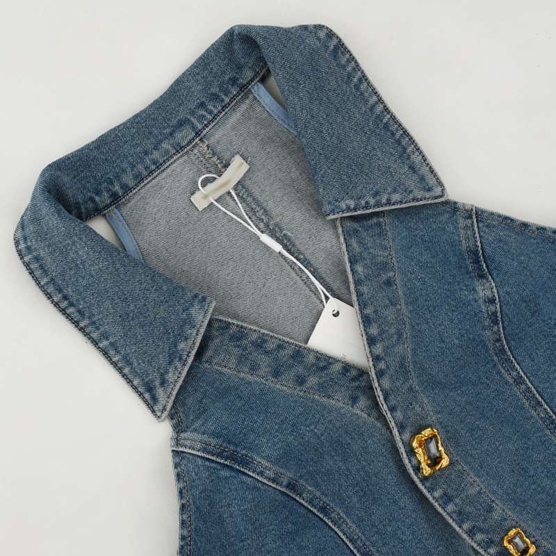 https://fulmo-img-server.com/denim-onepiece-labo/5b5e326b366649e2848513bd4f36dfa8.jepg