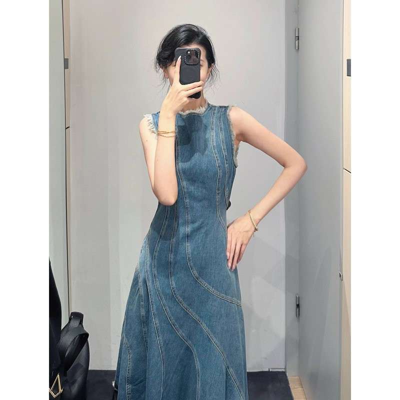 https://fulmo-img-server.com/denim-onepiece-labo/6c0c5a06ecf64360b9a73e3e39750e9b.jepg