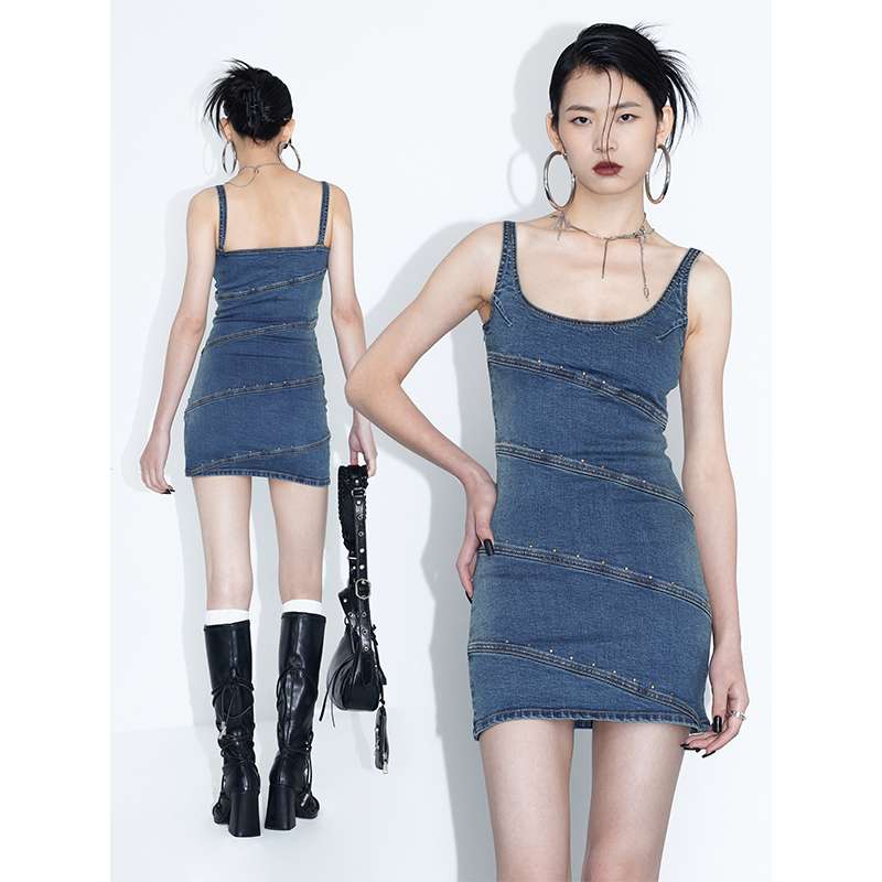 https://fulmo-img-server.com/denim-onepiece-labo/729abd2b96894b70a1d73e0e7be95f84.jepg