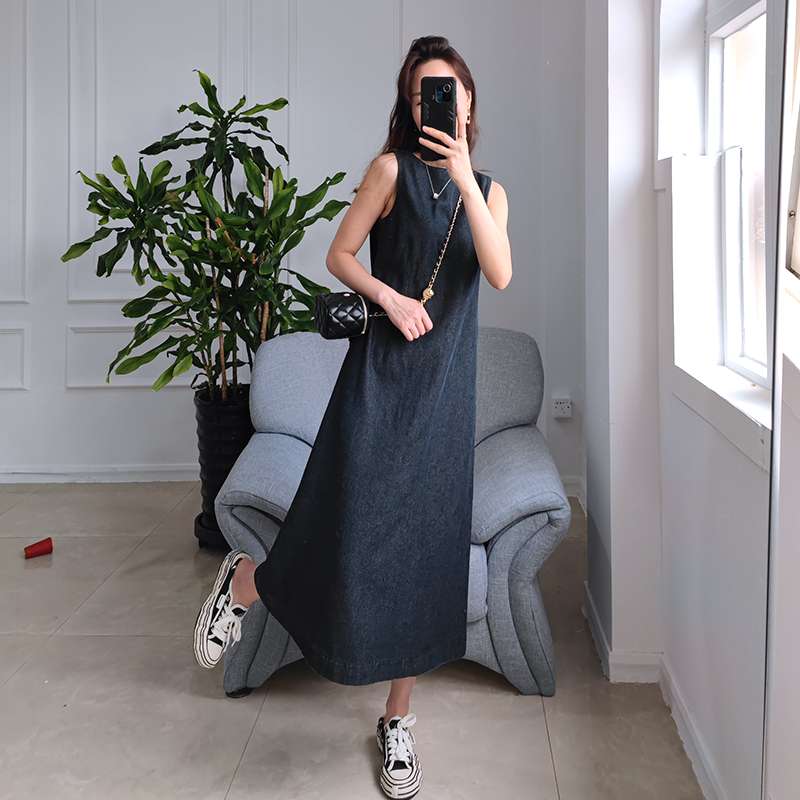 https://fulmo-img-server.com/denim-onepiece-labo/7979a6a8af884a5480f901cd3cb5ca14.jepg