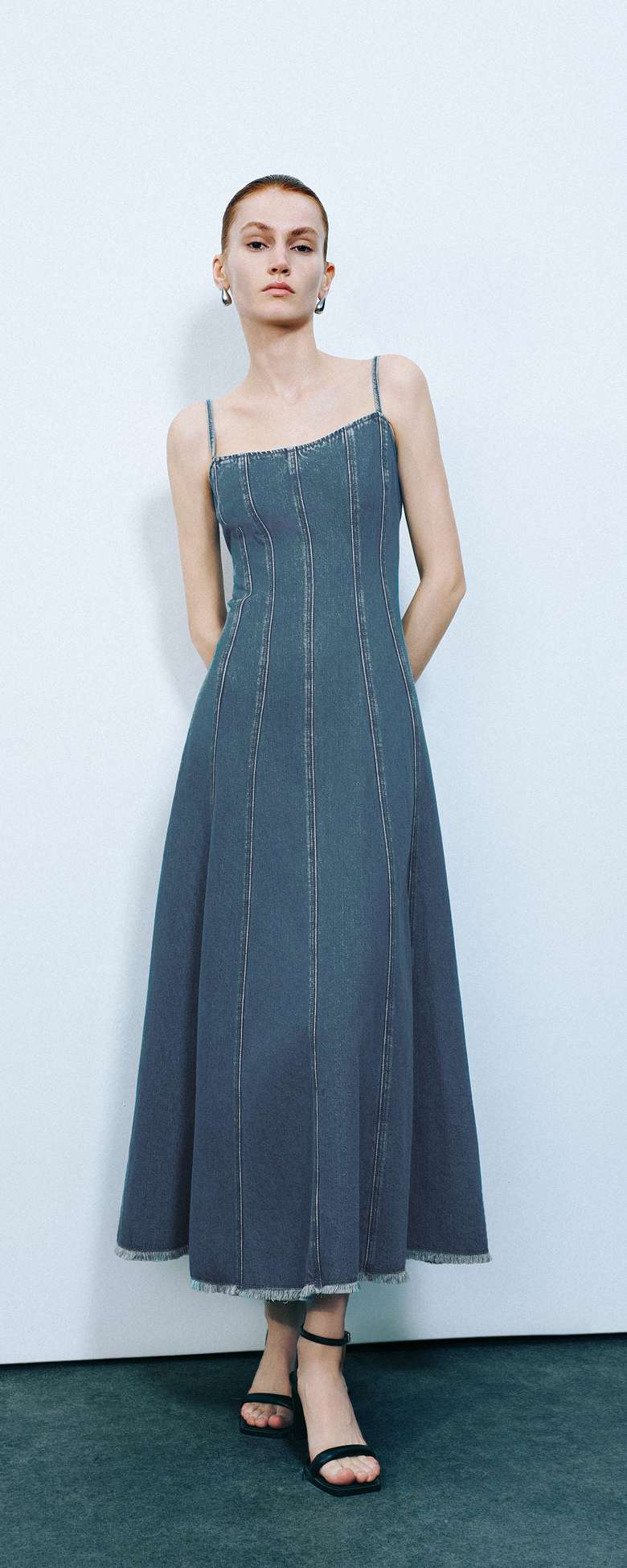 https://fulmo-img-server.com/denim-onepiece-labo/7ee9dacd4d0442bb9d05ff7dd99860e2.jepg