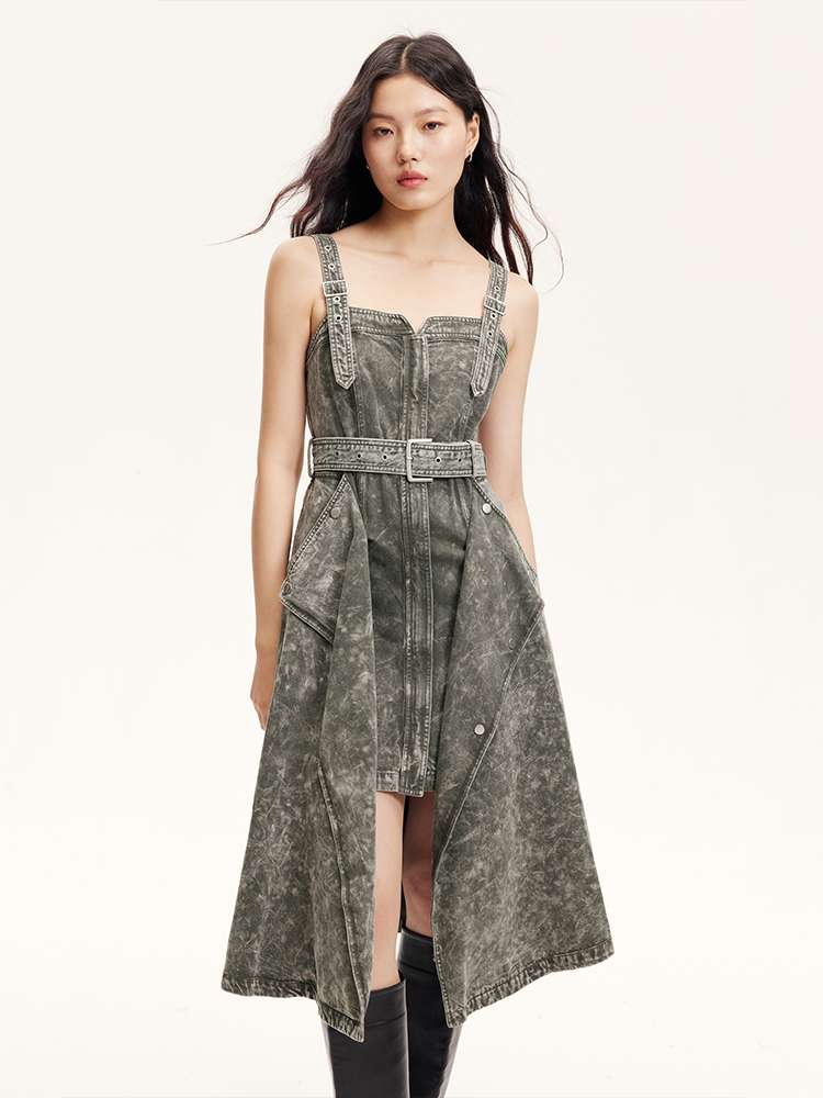 https://fulmo-img-server.com/denim-onepiece-labo/8fcf5c3ff1a542858c99fc8880f04dd0.jepg