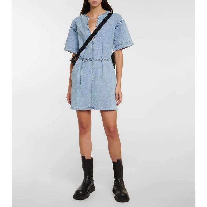 https://fulmo-img-server.com/denim-onepiece-labo/948599911ac74e28be5f397cec65f828.jepg