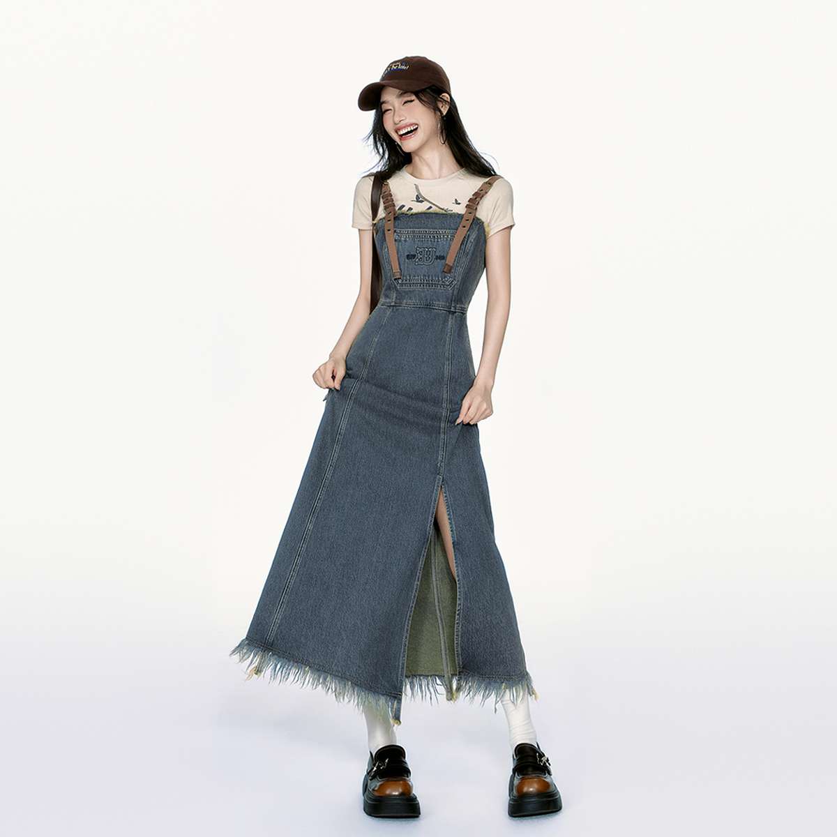 https://fulmo-img-server.com/denim-onepiece-labo/b591e2768ea84fe7a44732b47e257c9d.jepg