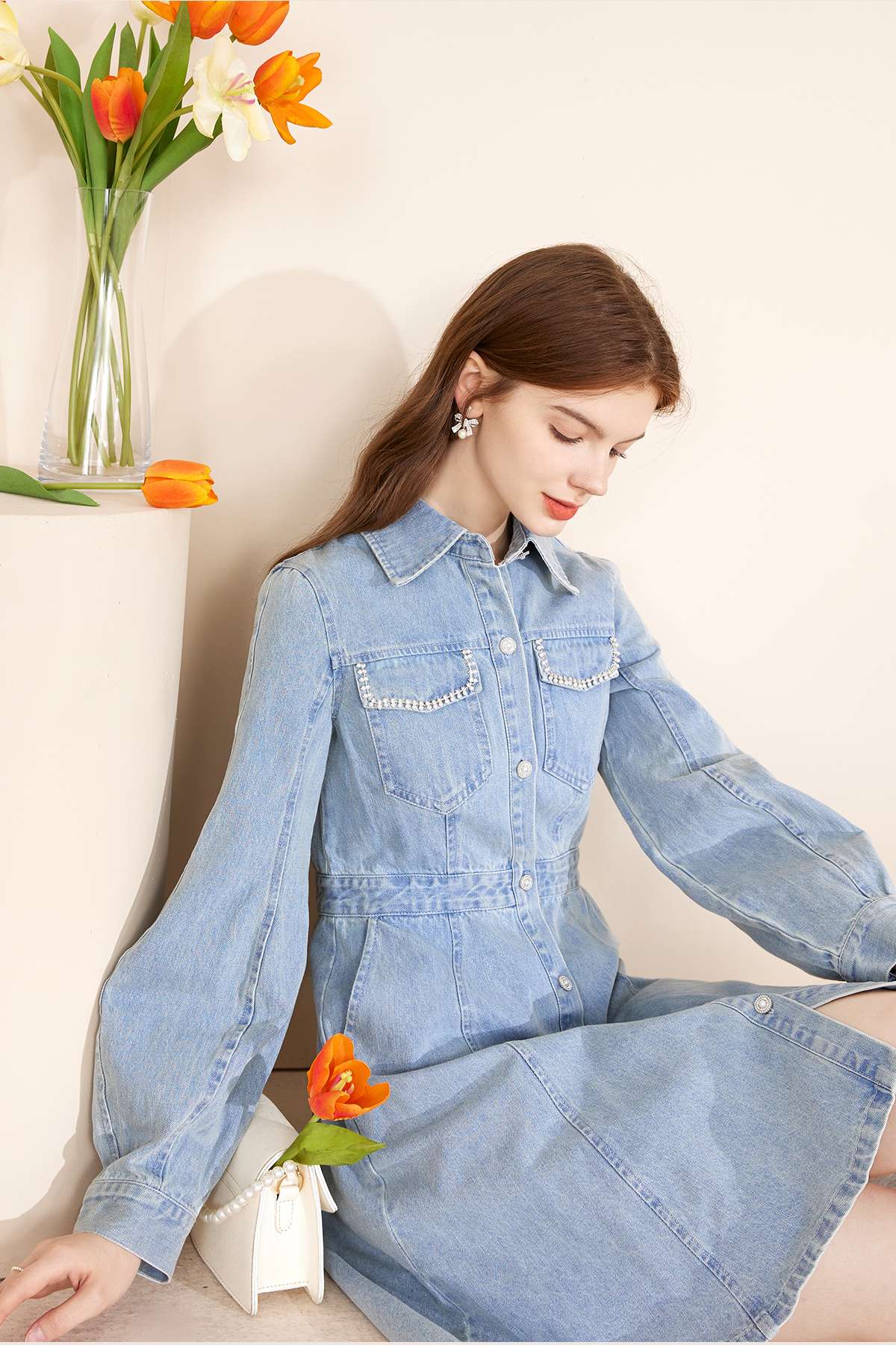 https://fulmo-img-server.com/denim-onepiece-labo/e688324a4f674164a6a4178a02949b9d.jepg