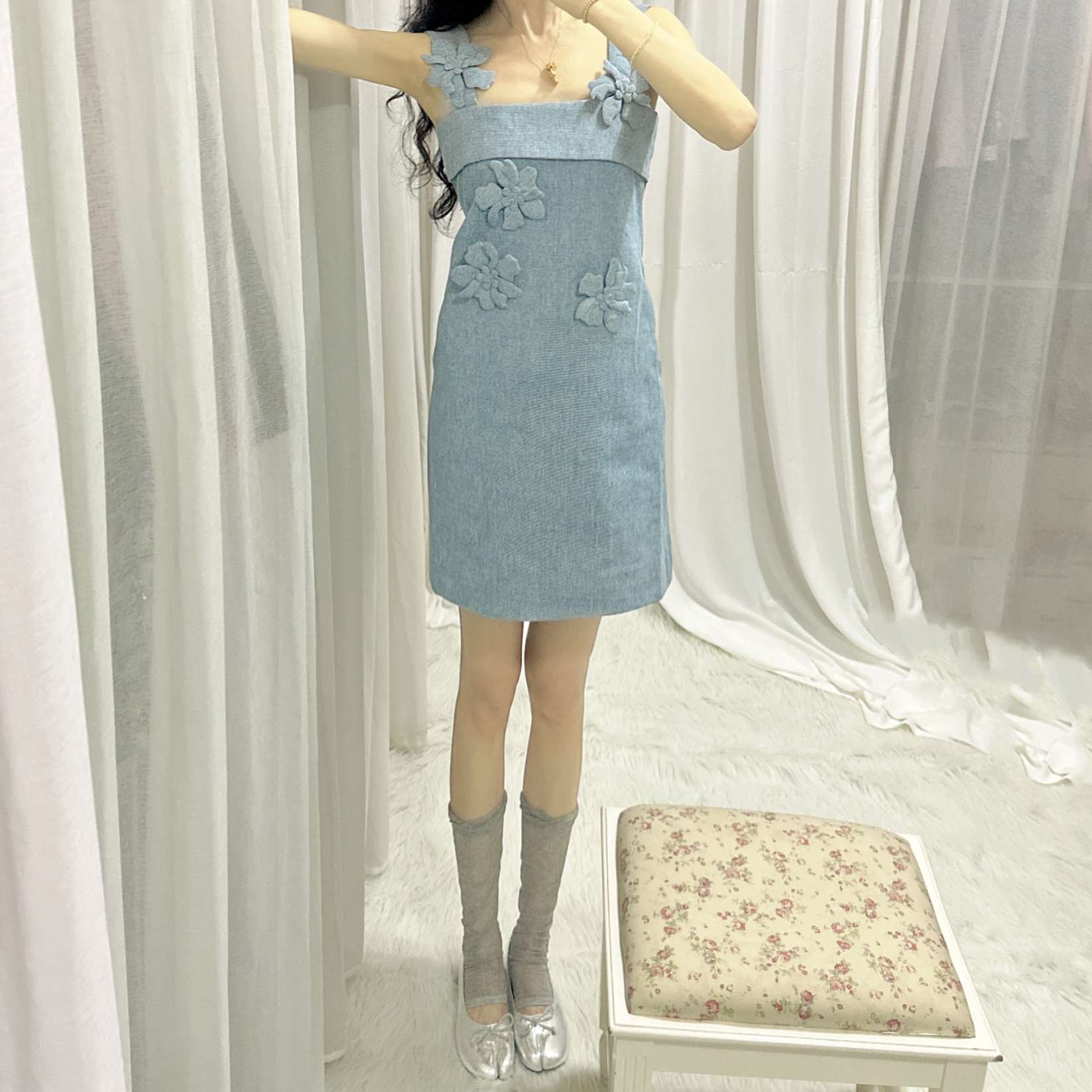 https://fulmo-img-server.com/denim-onepiece-labo/f67d890796b24dd2a1306639015647cf.jepg