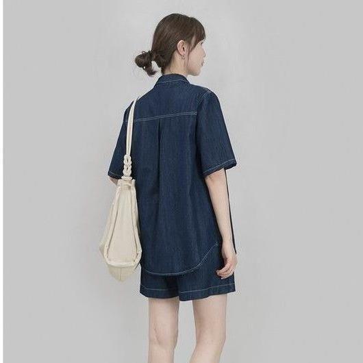 デニムセットアップ 半袖シャツとショートパンツの上下セット