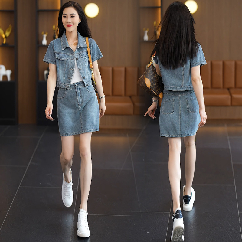 https://fulmo-img-server.com/denimmode/0e514f08-7df6-4460-a793-d6ad97772810.jpg