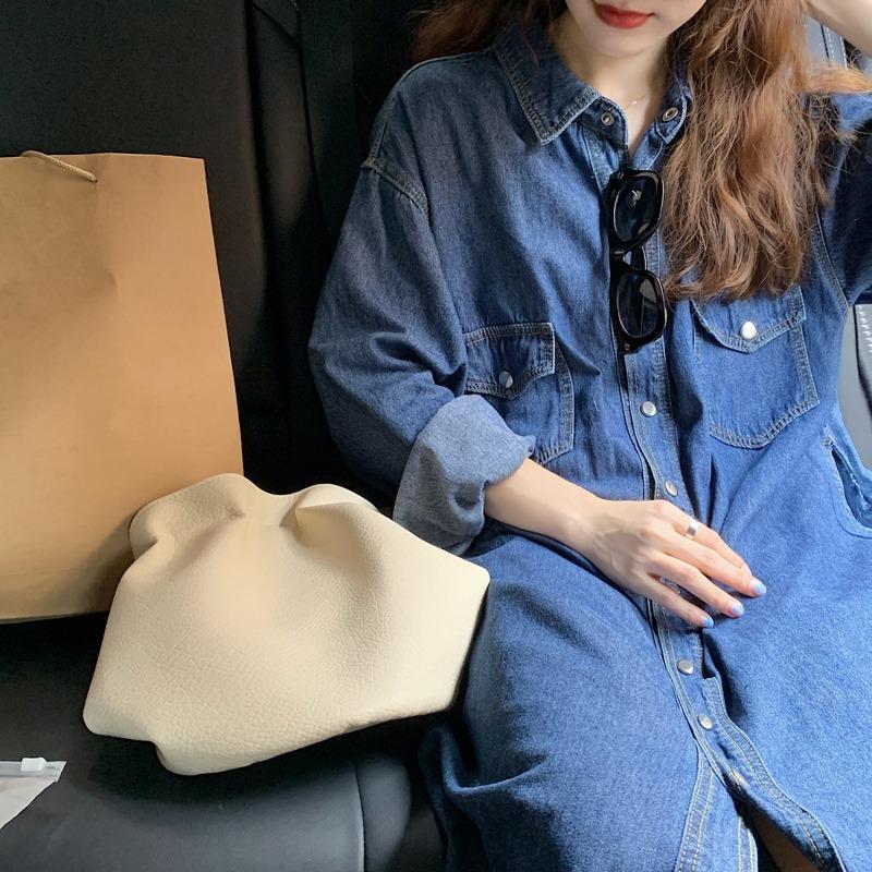 https://fulmo-img-server.com/denimmode/16938d54-0e09-4c0b-9530-a9255e824ea8.jpg