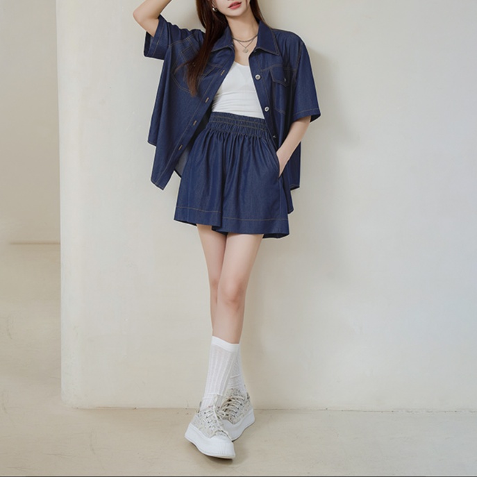 デニムセットアップ　ゆったりシルエットデニムセットアップ