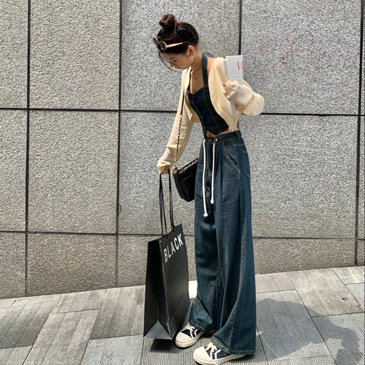 https://fulmo-img-server.com/denimmode/1742955936990_sfdjz9hr_gnyd1f0z.jpeg