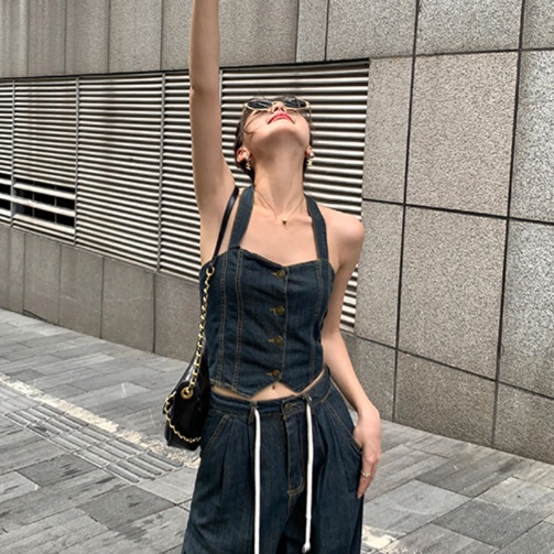 https://fulmo-img-server.com/denimmode/1742955951729_tlal5iyu_hwewv1la.jpeg