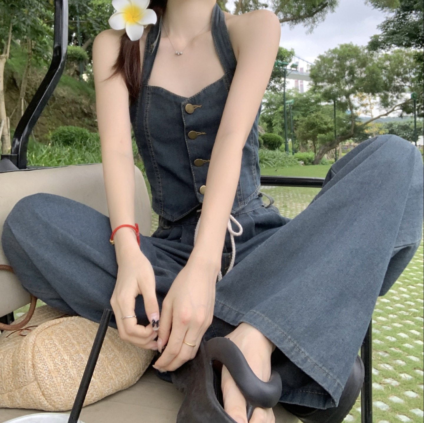 https://fulmo-img-server.com/denimmode/1742956565461_v915rh0o_o9zih3on.jpeg