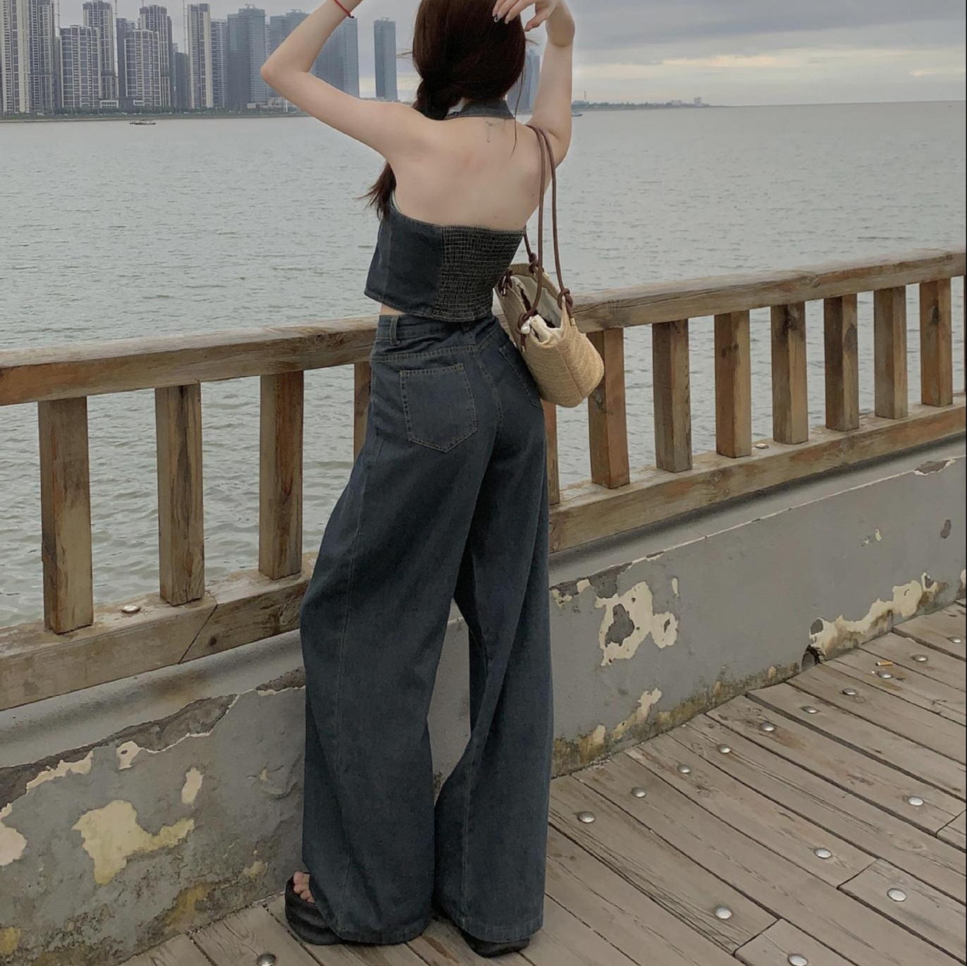 https://fulmo-img-server.com/denimmode/1742956601598_8qj0gweh_ybid2xfv.jpeg