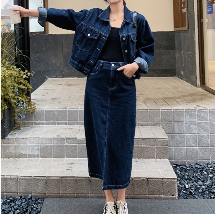 デニムセットアップ 大人の余裕を演出するデニム上下セット