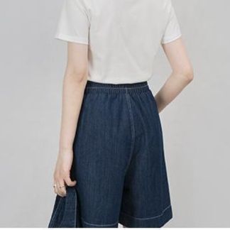 デニムセットアップ 半袖シャツとショートパンツの上下セット