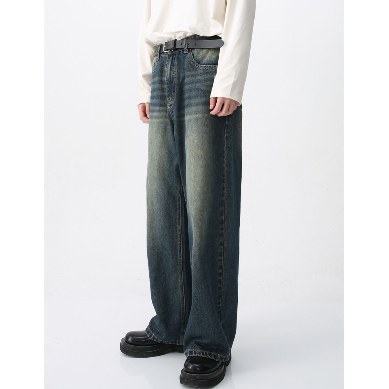 https://fulmo-img-server.com/denimmode/1755825203599_jjqfl7pz_71etxb62.jpeg