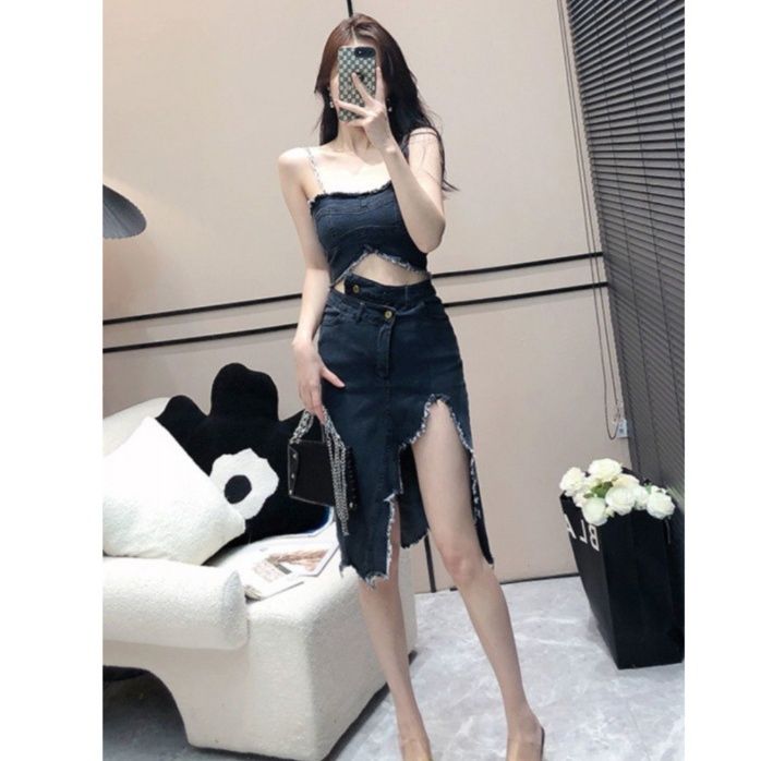 https://fulmo-img-server.com/denimmode/1755914049661_l4pooybr_cmdsxuch.jpeg