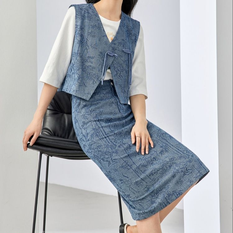 デニムセットアップ 草木模様入り織物ベスト付きスカートセット